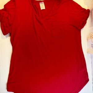 No Boundaries Red V-Neck Pocket Short Sleeve Tee